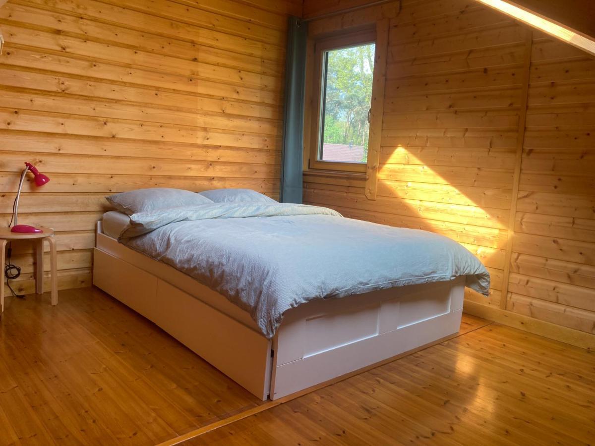 Houten Chalet/Bungalow In Het Bos, Sauna, Jacuzzi Meijel Exterior photo